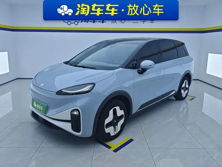 BAIC Arcfox Kaola 2024 из Китая — купить под ключ