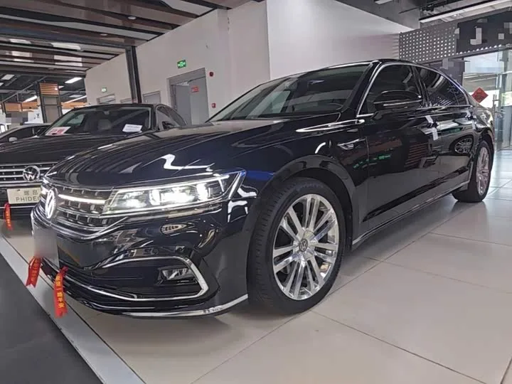 Volkswagen Phideon 2023 из Китая — купить под ключ