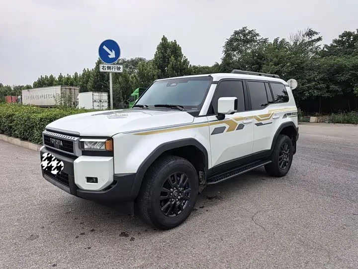 Toyota Prado 2025 из Китая — купить под ключ