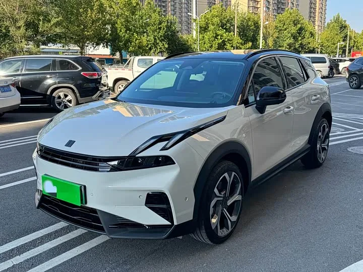 Lynk & Co 06 EM-P Hybrid 2025 из Китая — купить под ключ