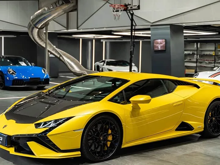Lamborghini Huracán 2024 из Китая — купить под ключ