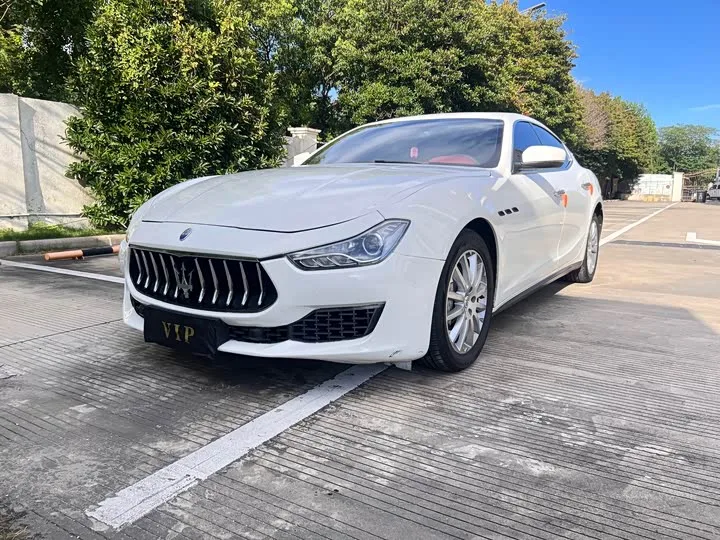 Maserati Ghibli 2022 из Китая — купить под ключ