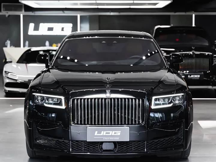 Rolls-Royce Ghost 2022 из Китая — купить под ключ