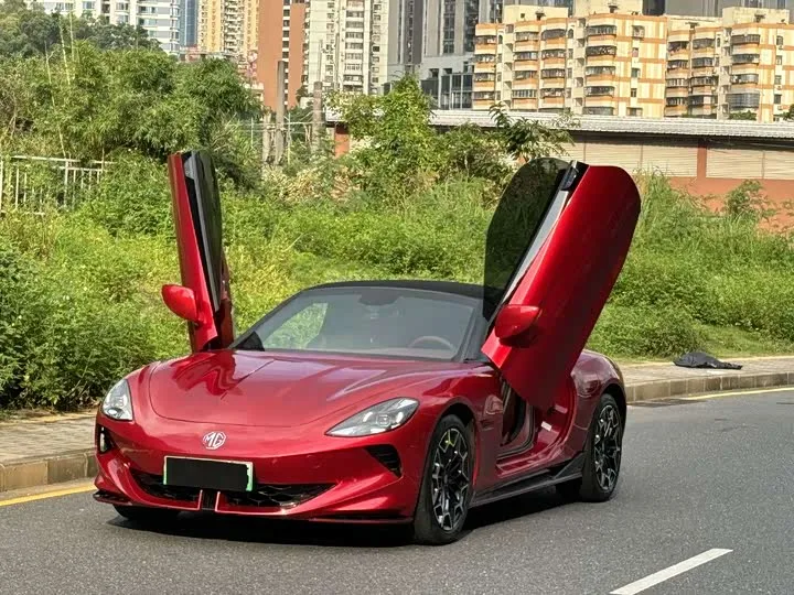 MG Motor Cyberster 2024 из Китая — купить под ключ