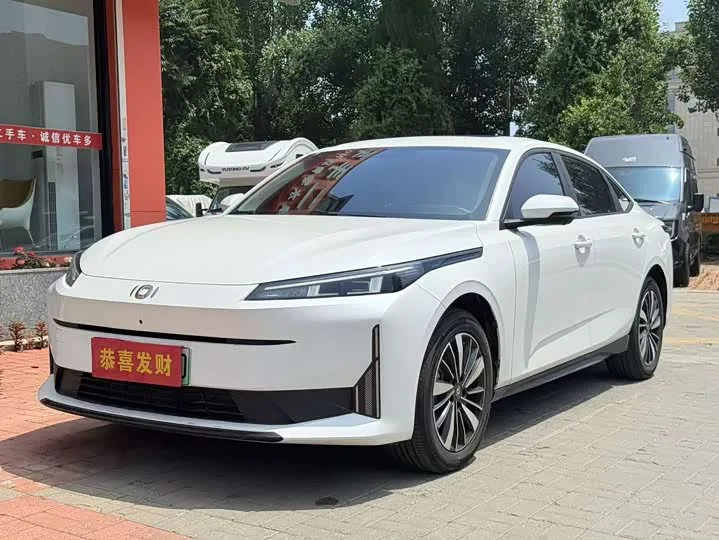 Changan Qiyuan (Nevo) A05 2025 из Китая — купить под ключ