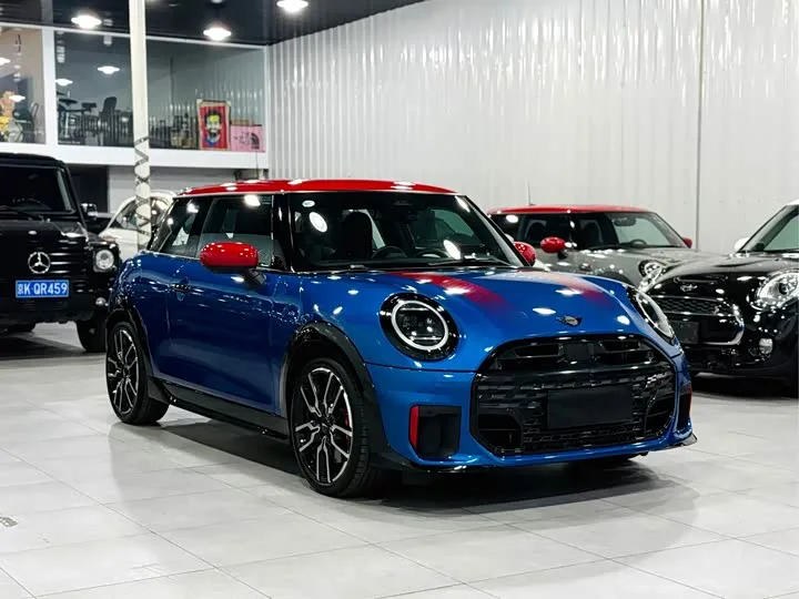 Mini Mini JCW 2025 из Китая — купить под ключ
