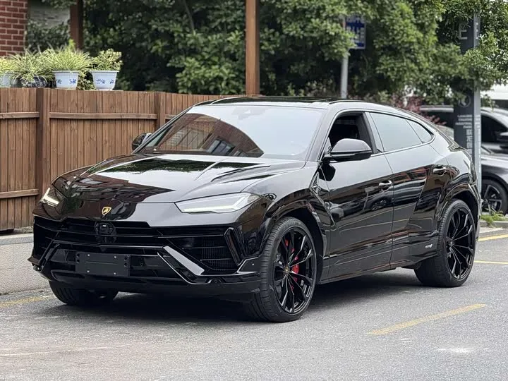Lamborghini Urus 2024 из Китая — купить под ключ