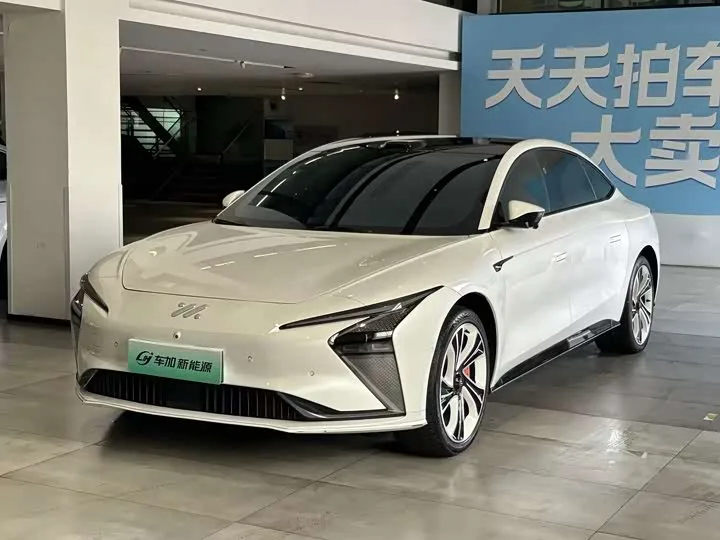 IM motors L7 2022 из Китая — купить под ключ