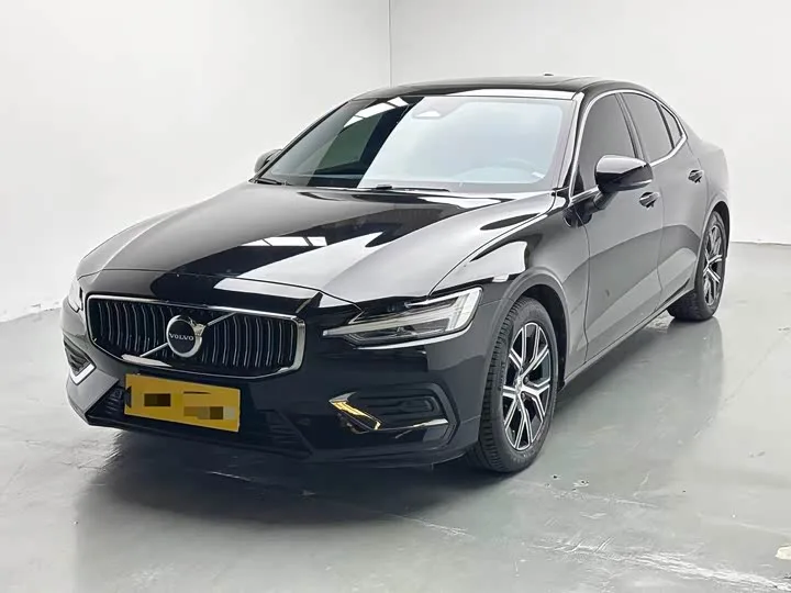 Volvo S60 2024 из Китая — купить под ключ