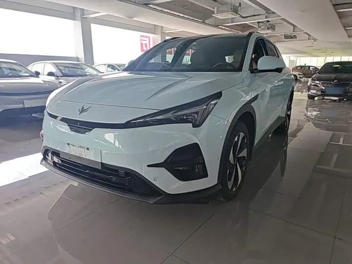 BAIC Arcfox Alpha T5 2024 из Китая — купить под ключ