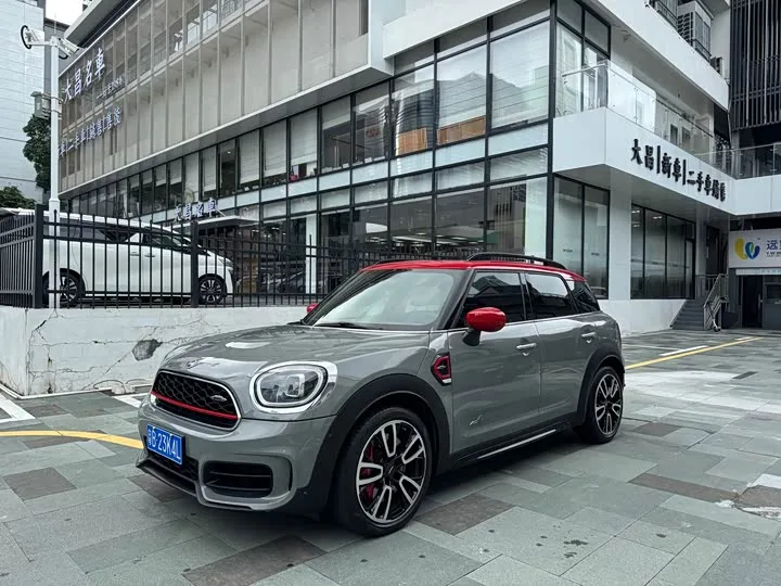 Mini Mini JCW 2023 из Китая — купить под ключ