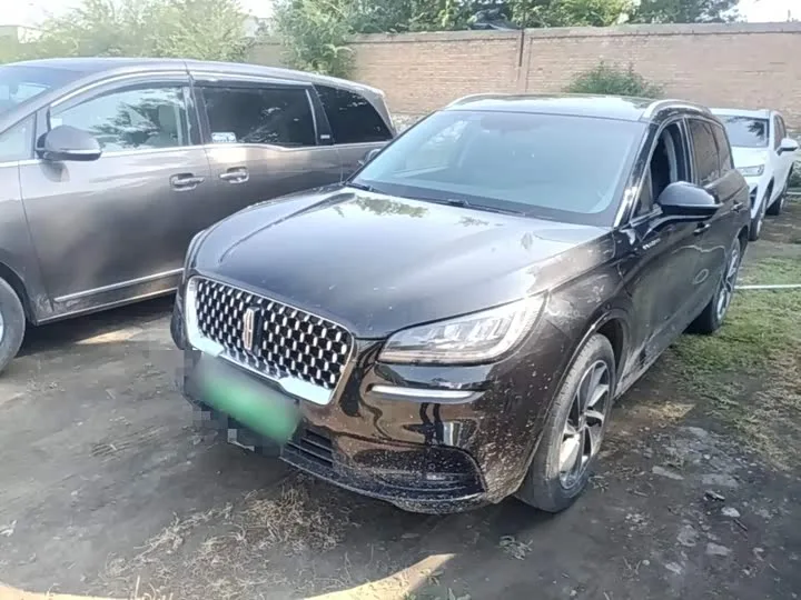 Lincoln Corsair Hybrid 2022 из Китая — купить под ключ