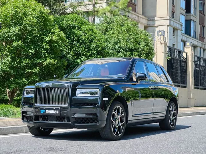 Rolls-Royce Cullinan 2023 из Китая — купить под ключ