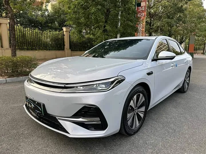 Geely Galaxy A7 2025 из Китая — купить под ключ