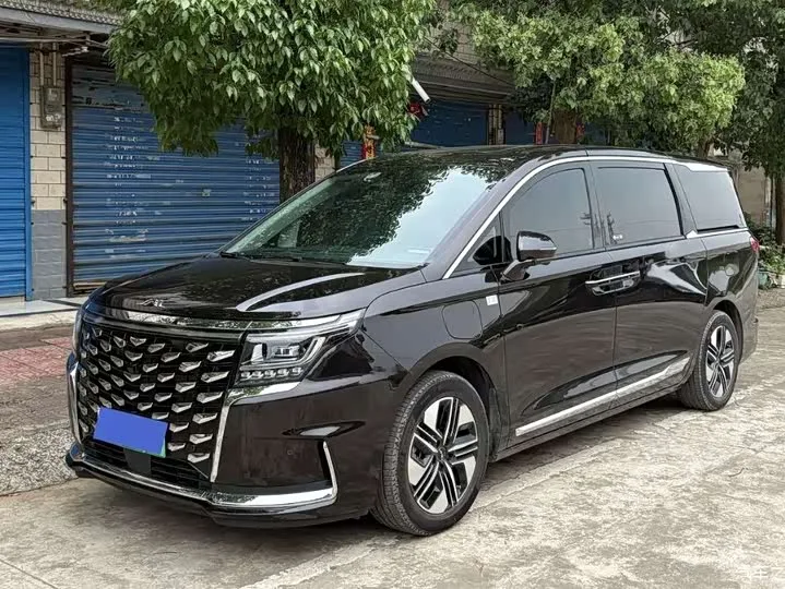 JAC Refine RF8 Hybrid 2024 из Китая — купить под ключ