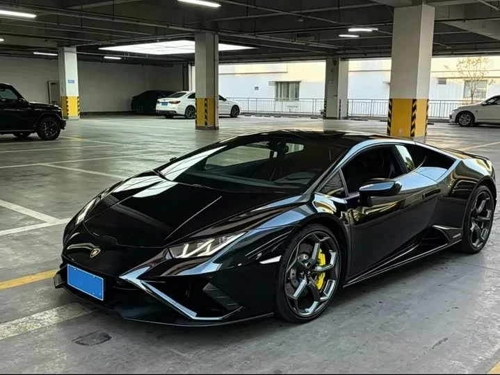 Lamborghini Huracán 2023 из Китая — купить под ключ