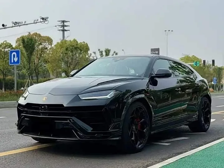 Lamborghini Urus 2023 из Китая — купить под ключ