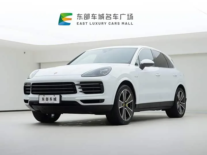 Porsche Cayenne Hybrid 2023 из Китая — купить под ключ
