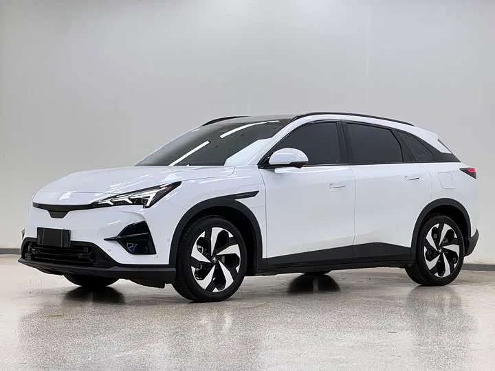 BAIC Arcfox Alpha T5 2025 из Китая — купить под ключ