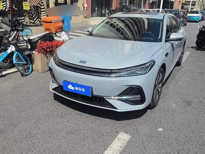 Geely Galaxy A7 2025 из Китая — купить под ключ
