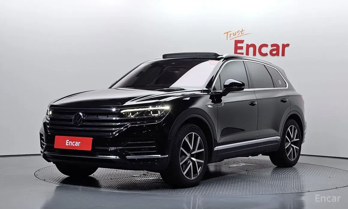 Volkswagen Touareg 2023 из Кореи — купить под ключ