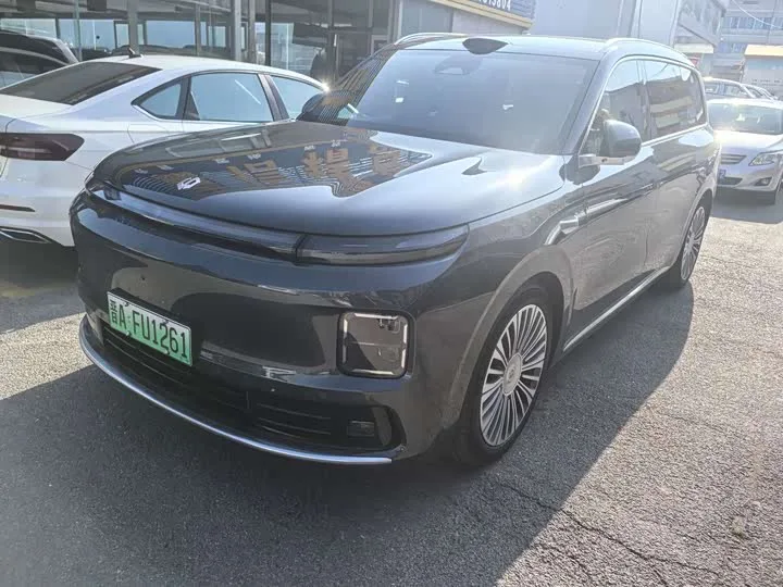 Leapmotor D19 2026 из Китая — купить под ключ