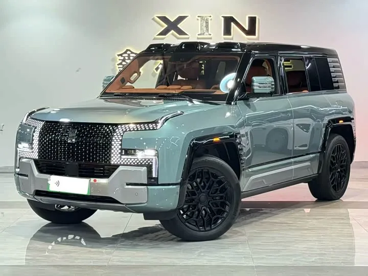 BYD Yangwang U8 2024 из Китая — купить под ключ
