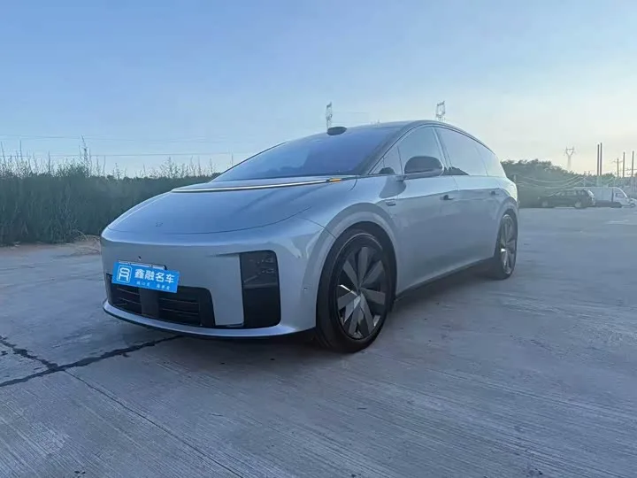 LiXiang i8 2025 из Китая — купить под ключ