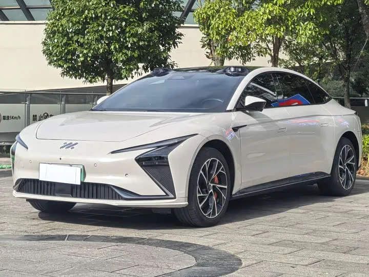 IM motors L7 2022 из Китая — купить под ключ