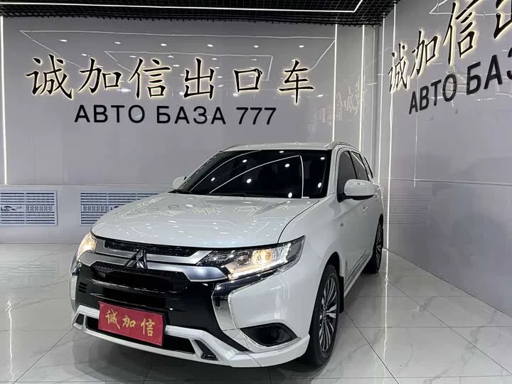 Mitsubishi Outlander 2022 из Китая — купить под ключ