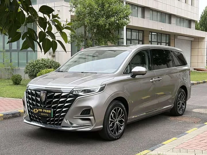 Roewe iMax 8 EV 2026 из Китая — купить под ключ