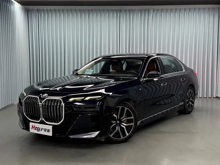 BMW i7 2023 из Китая — купить под ключ