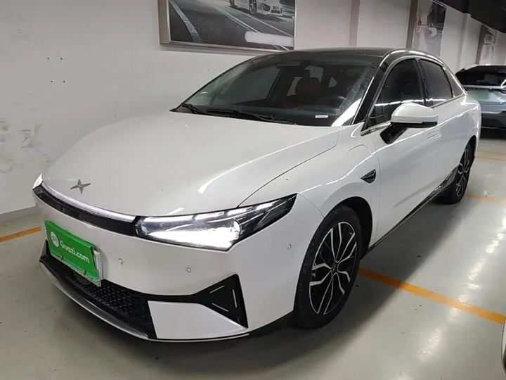 XPeng P5 2022 из Китая — купить под ключ