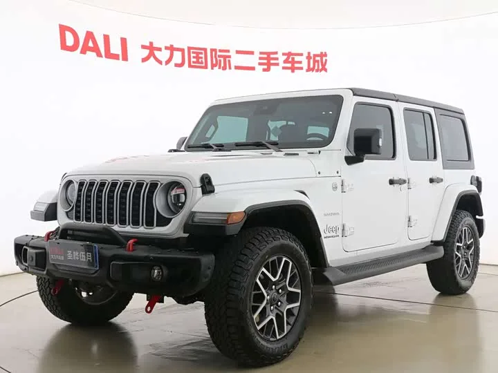Jeep Wrangler 2026 из Китая — купить под ключ