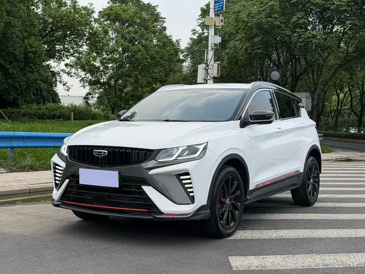 Geely Coolray 2024 из Китая — купить под ключ