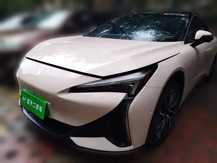 BAIC Arcfox Alpha S5 2025 из Китая — купить под ключ