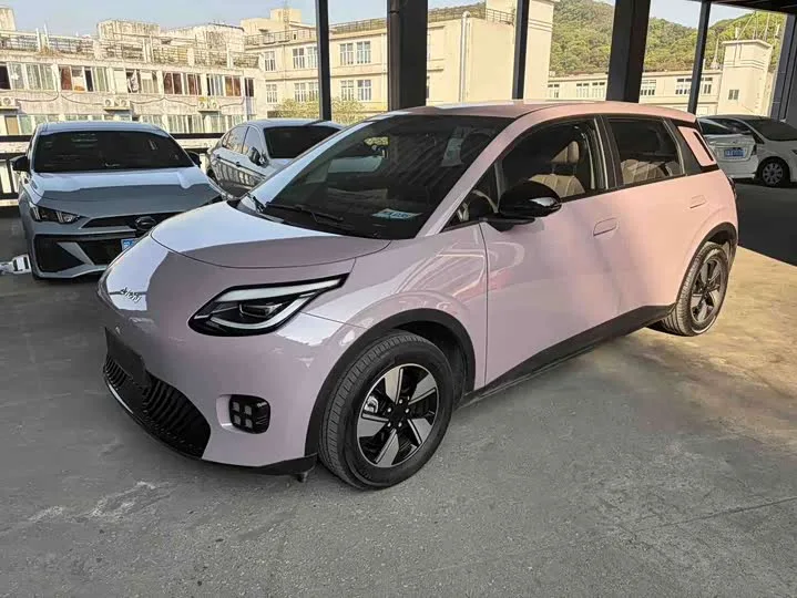 GAC Aion UT 2025 из Китая — купить под ключ
