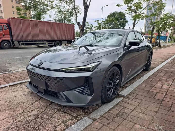 Changan UNI-V 2024 из Китая — купить под ключ
