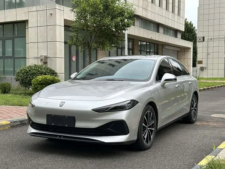 Roewe D7 2025 из Китая — купить под ключ
