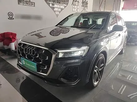 Audi Q7 2025 из Китая — купить под ключ