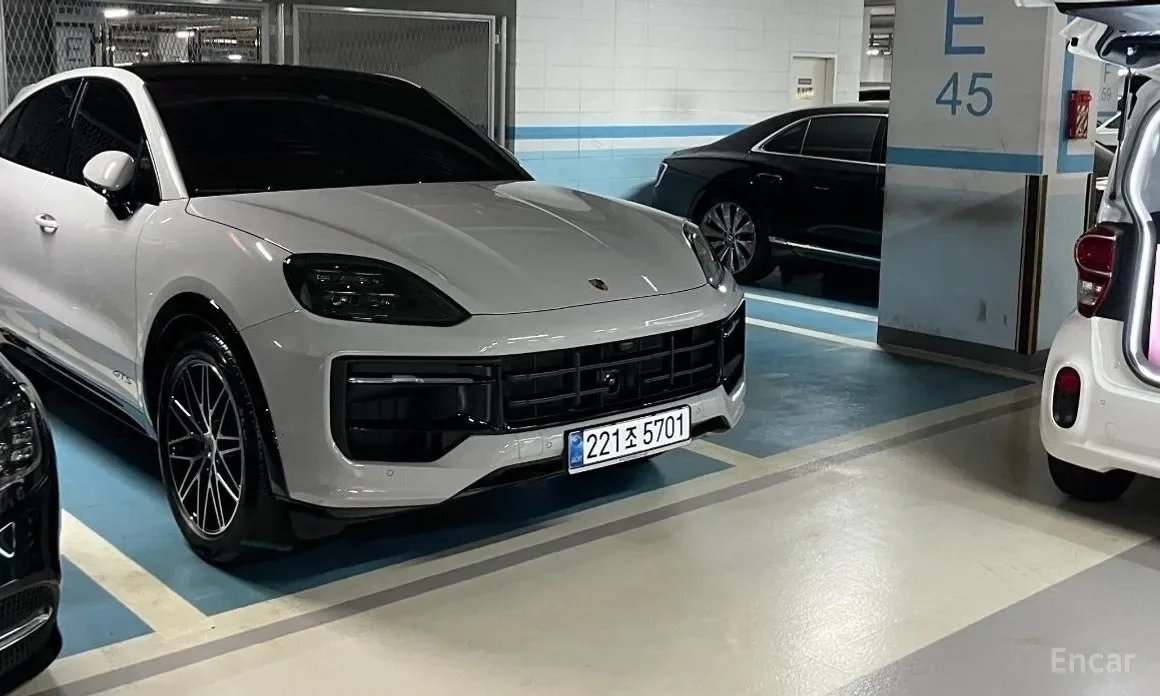 Porsche Cayenne 2025 из Кореи — купить под ключ