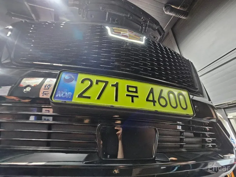Cadillac Escalade 2025 из Кореи — купить под ключ