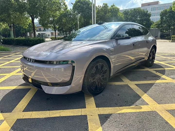 Audi × SAIC E5 Sportback 2026 из Китая — купить под ключ