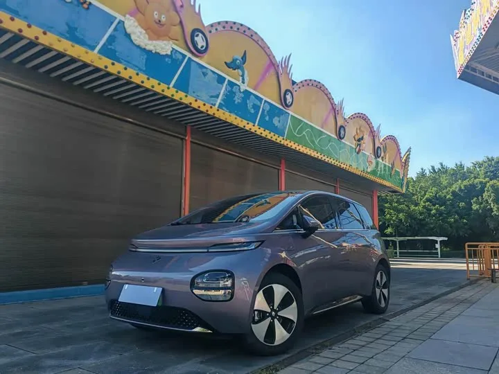 Baojun Yunduo 2023 из Китая — купить под ключ
