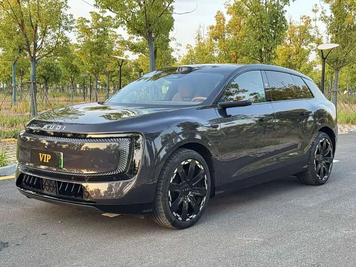 Audi × SAIC E7X 2026 из Китая — купить под ключ