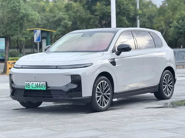 Leapmotor B10 2025 из Китая — купить под ключ