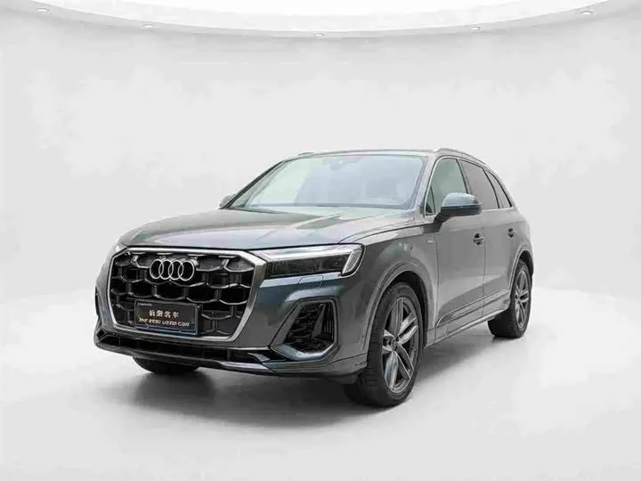 Audi Q7 2025 из Китая — купить под ключ