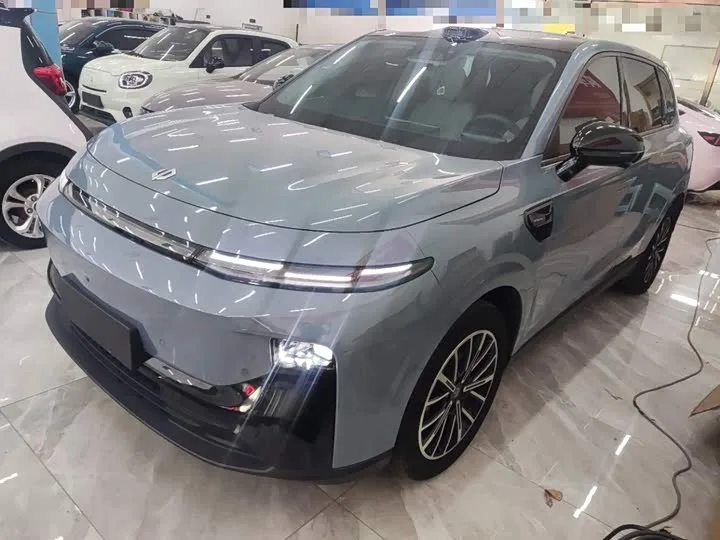 Leapmotor B10 2025 из Китая — купить под ключ