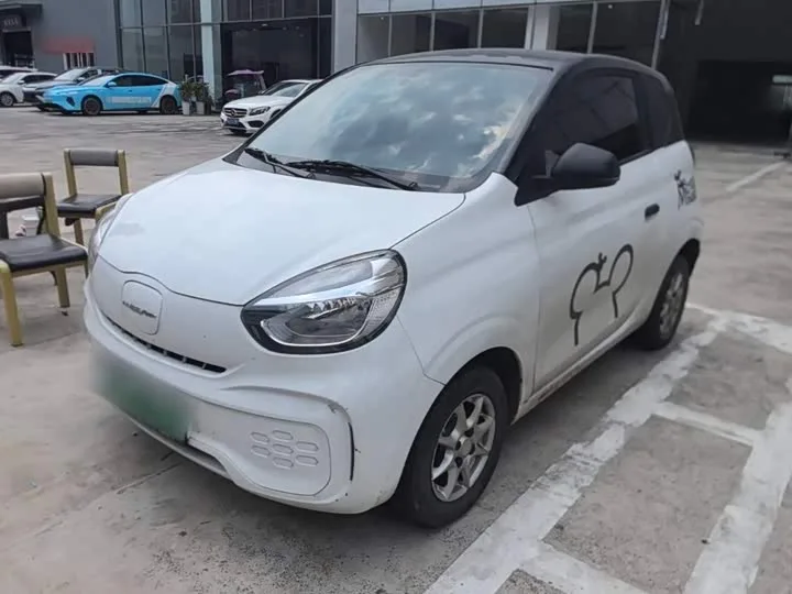 Roewe Clever 2023 из Китая — купить под ключ