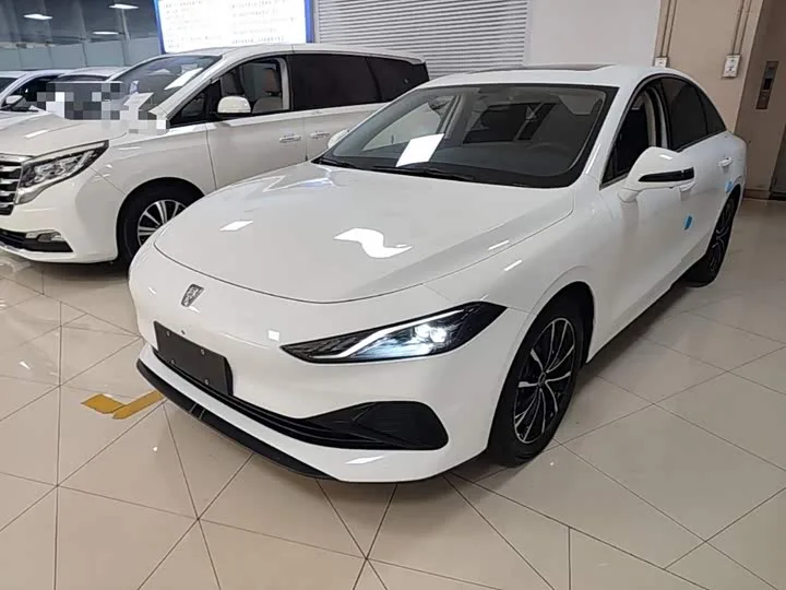 Roewe D7 2025 из Китая — купить под ключ